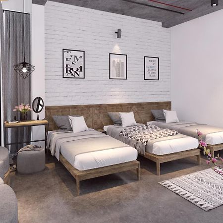Luxury Backpakers Hotel Hanoi Exterior photo